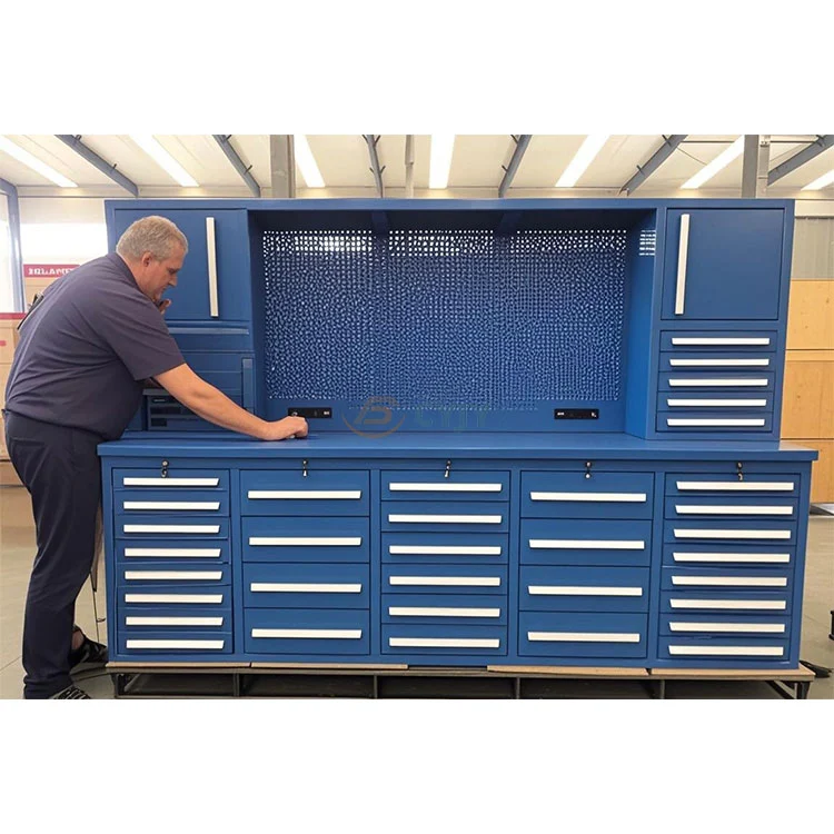 Garasi Kabinet Workbench