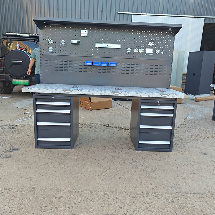 Bengkel Tugas Berat Tool Workbench