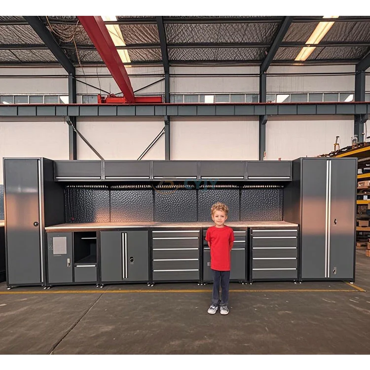 Kabinet Alat Multifunctional